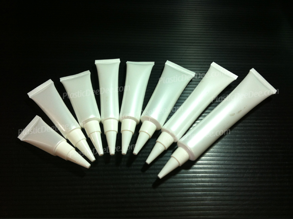 หลอดโฟมเล็กสีขาว-ฝาเงิน-ทอง : F15 หลอดโฟม ฝาขาวแหลมใหม่