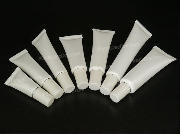 หลอดโฟมเล็กสีขาว-ฝาเงิน-ทอง : F16 หลอดโฟม ฝาขาวคาดขอบเงินทอง
