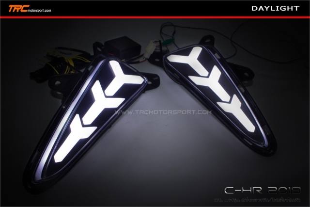 DRL C-HR 2018 ตรงรุ่น V2 Style LED Lamborghini แสงสีขาว มีสัญาณาณไฟเลี้ยวในตัว (DayTime Light LED)