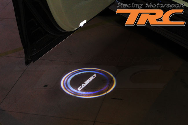 ไฟใต้ประตู , ไฟ LOGO , ของแต่ CAMRY 2015 , ของแต่ง CAMRY , อุปกรณ์แต่งรถ , ของแต่งรถ , ประดับยนต์ 
